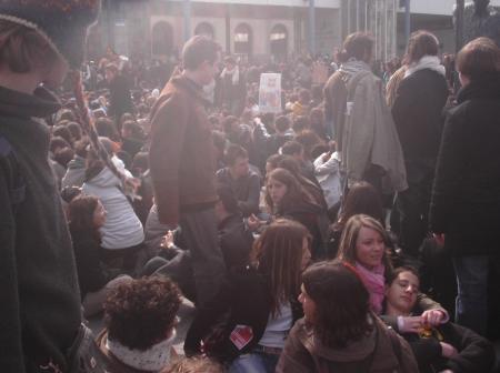 manif anti CPE 18/07/2006